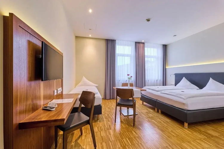 1 Bedroom Standard Triple room