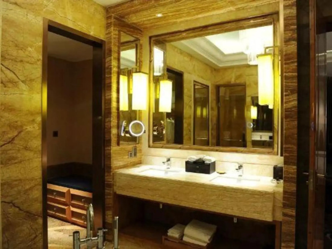 Anning Golden Age Hotel