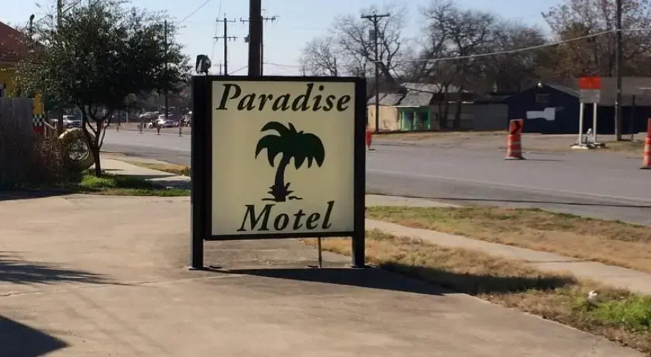 Paradise Motel