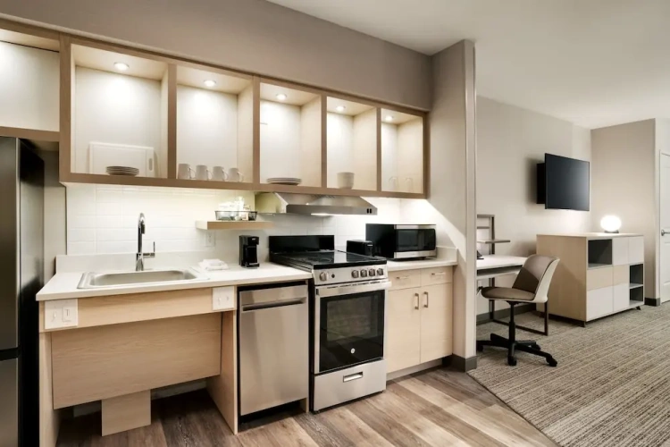 1 Bedroom Suite
