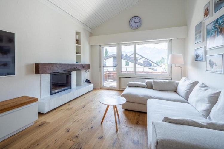 2 Bedrooms Apartment