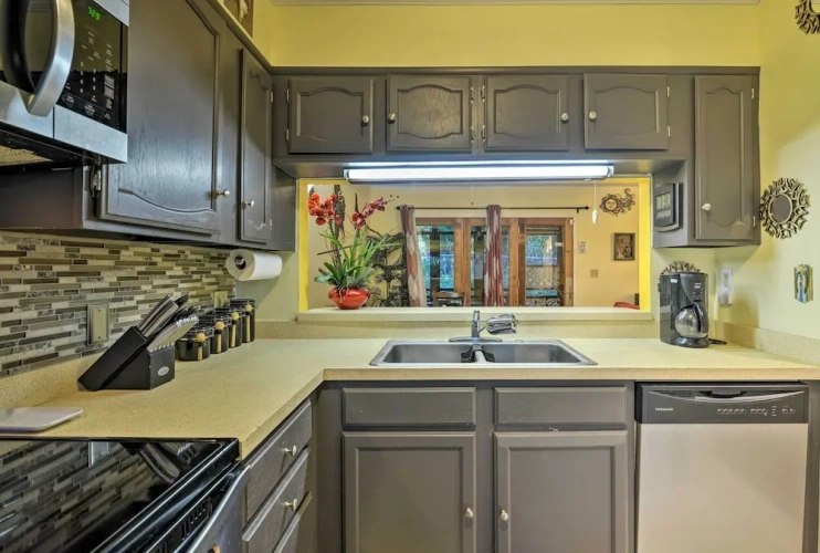 2 Bedrooms Apartment