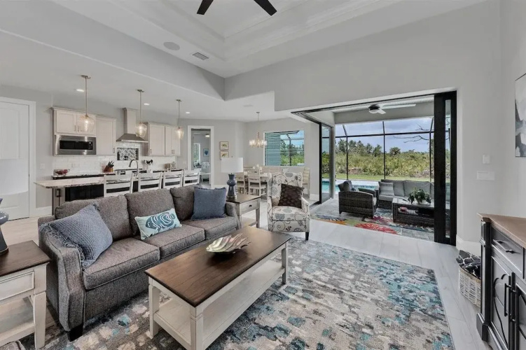 13831 Begonia Circle