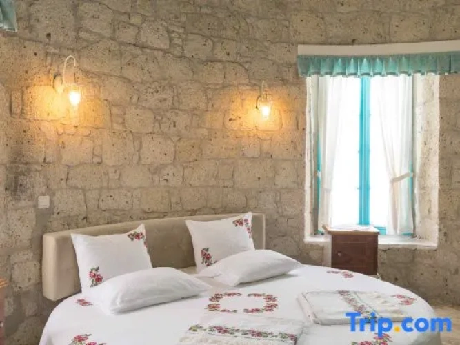 Deluxe Double room with view