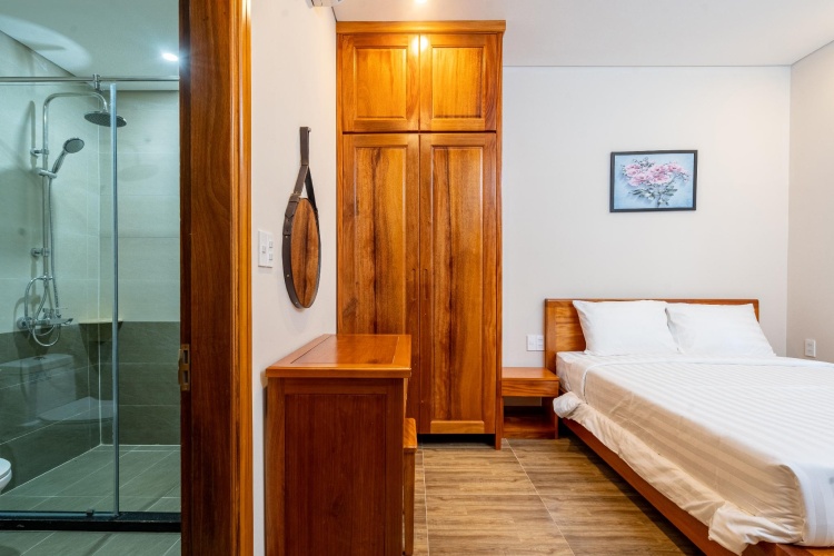 2 Bedrooms Apartment