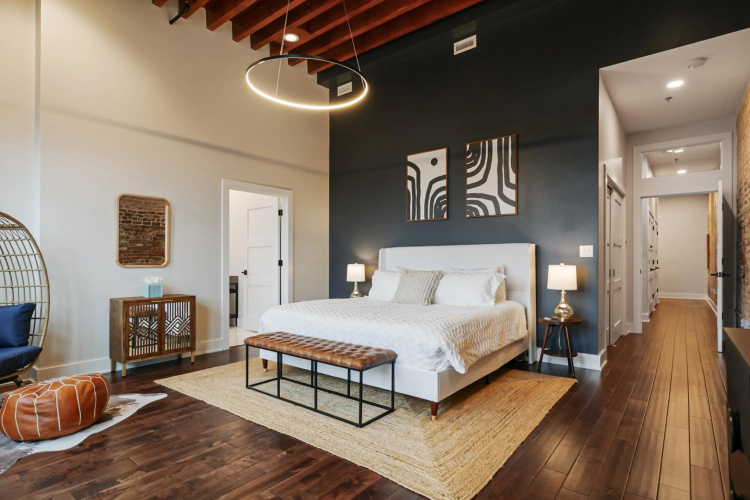 Park View Penthouse Suite 301