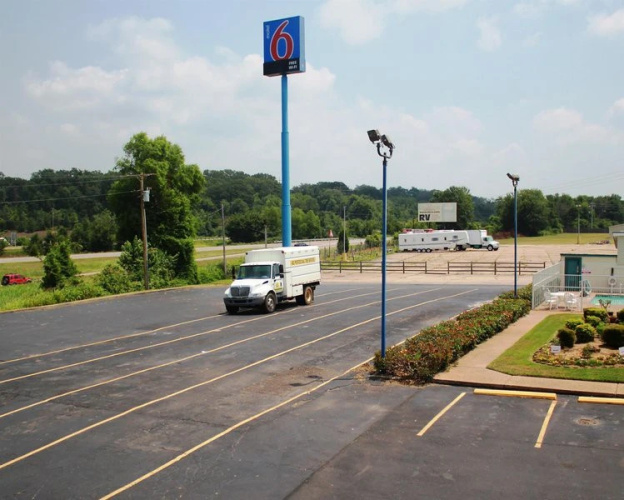 Motel 6 Van Buren Ar