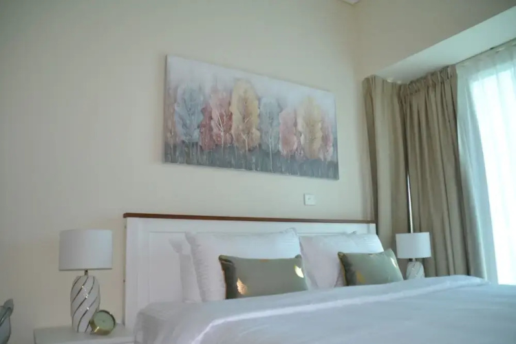 Delightful Lake View 1 Bedroom in JLT