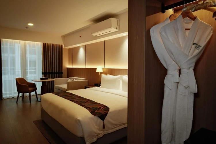Standard Triple room