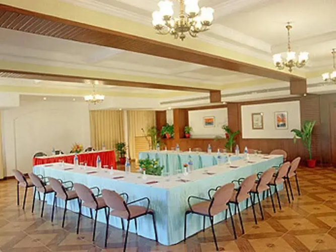 Nizmar Resort