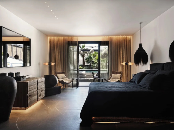 O by Myconian Collection