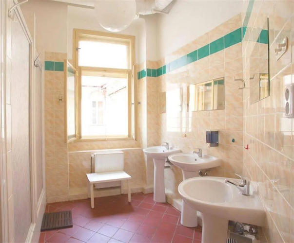Travellers Hostel