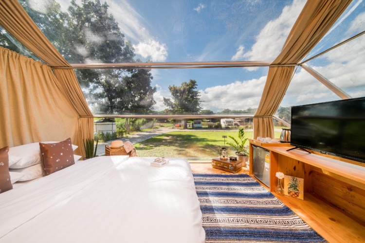 2 Bedrooms Tent with river view