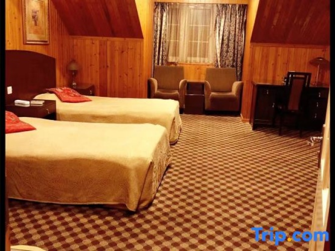 Triple Suite