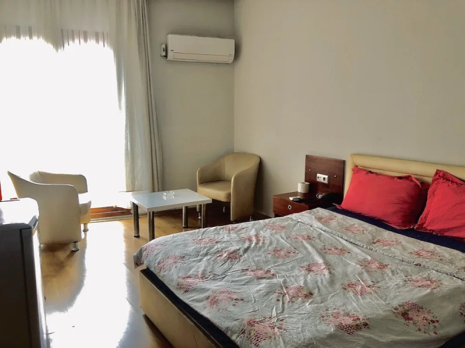 Otel Yaşar