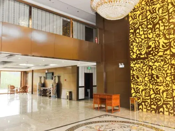 Saihanba Jinding Holiday Hotel