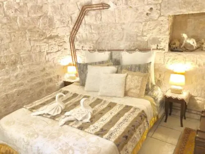Trulli Caroli