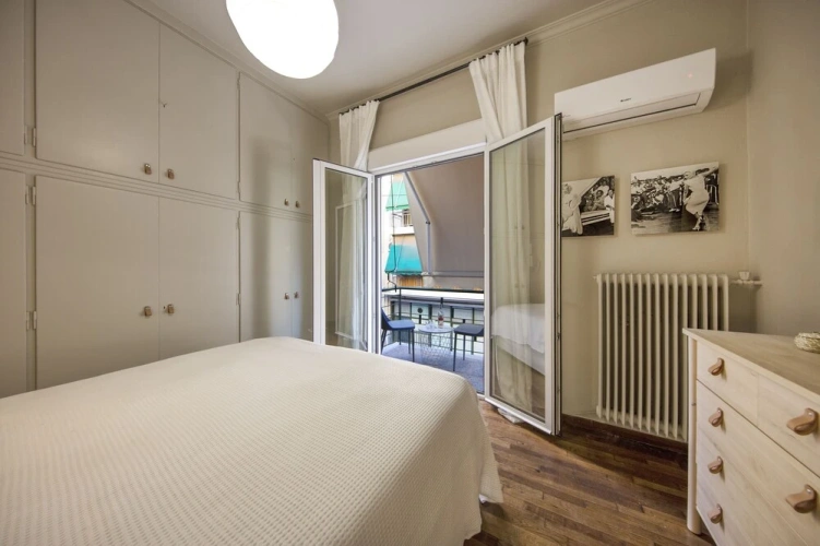 Apartment with balcony