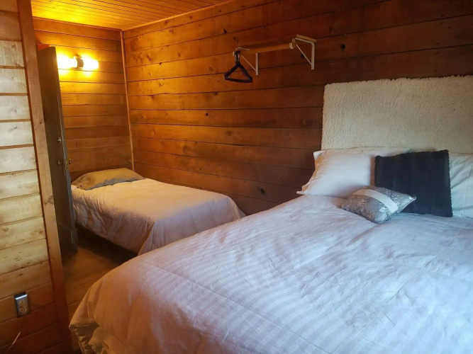 Mount Aurora Lodge