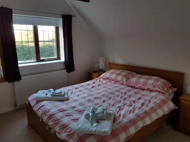 2 Bedrooms Cottage