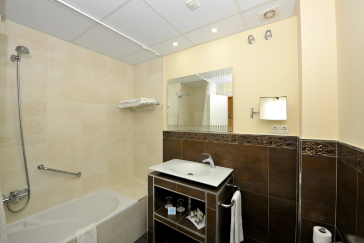 Hotel Salobrena Suites photo 11