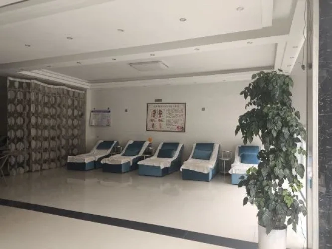 Xinlongmen Foot Bath Inn