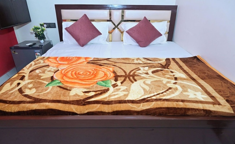 Deluxe Double room with balcony and with city view