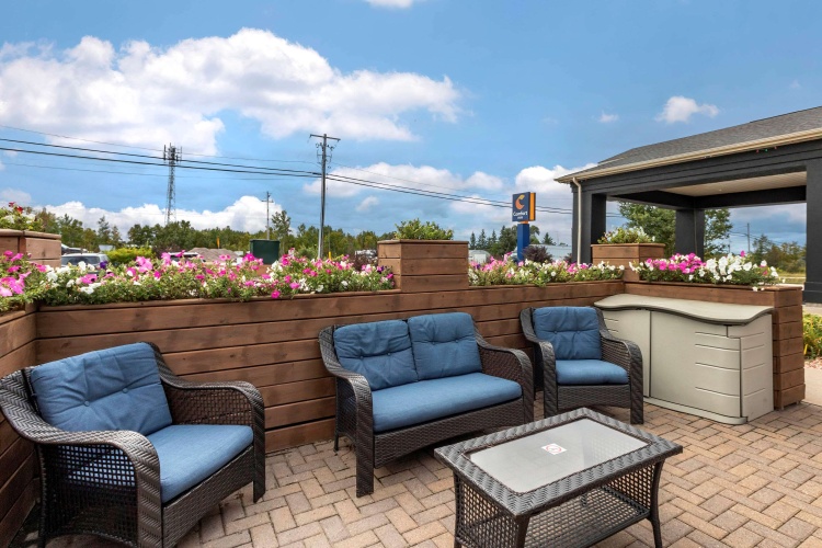Comfort Inn Sturgeon Falls photo 25