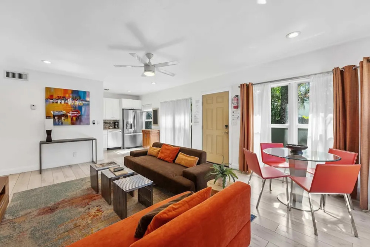 320-1 Las Olas Boulevard