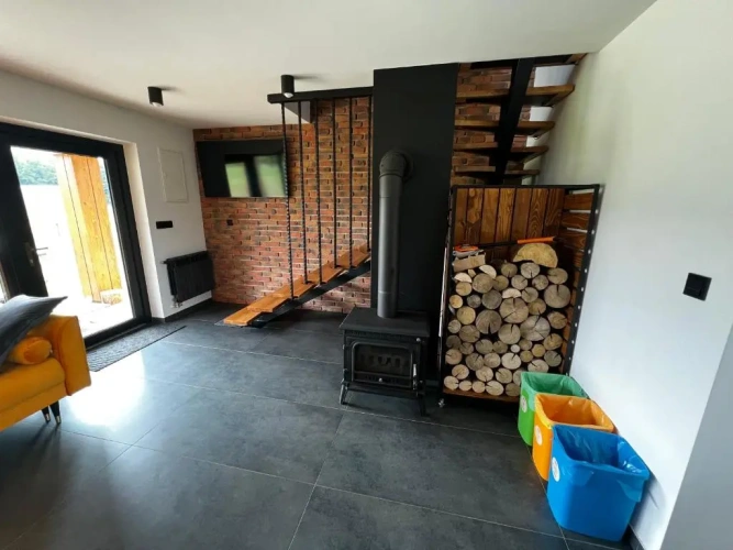3 Bedrooms Cottage