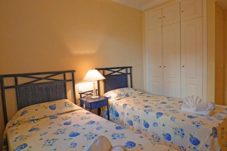 Garden Apartment in Elviria