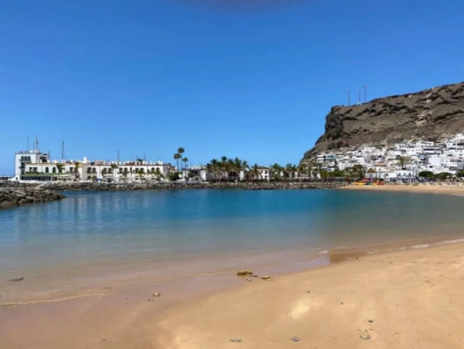 1 Bedroom Apartment with balcony