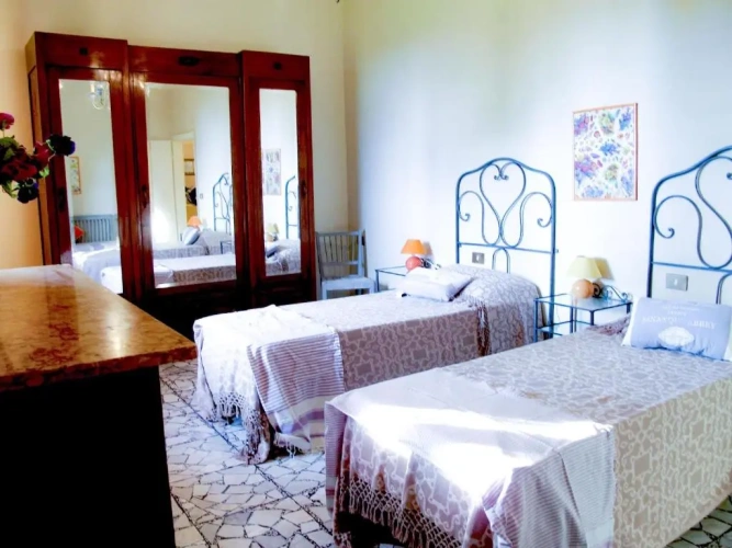 3 Bedrooms Apartment