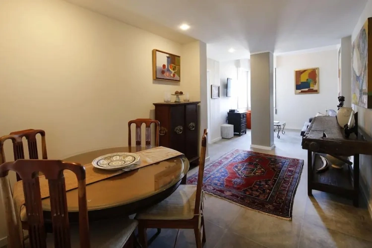 2 Bedrooms Apartment beachfront