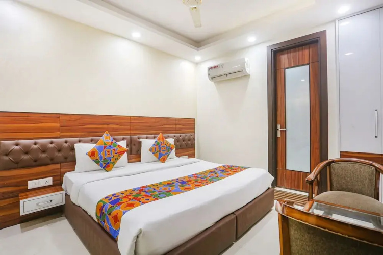 Fabhotel Gold Inn