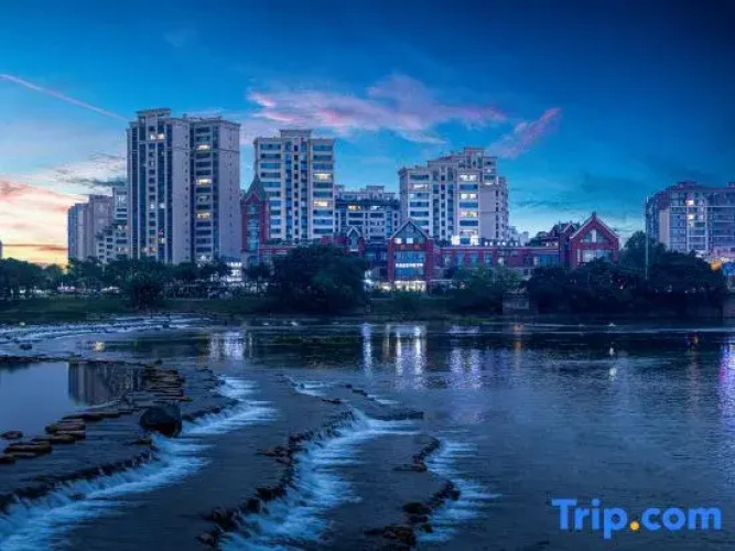Hotels in Xudong