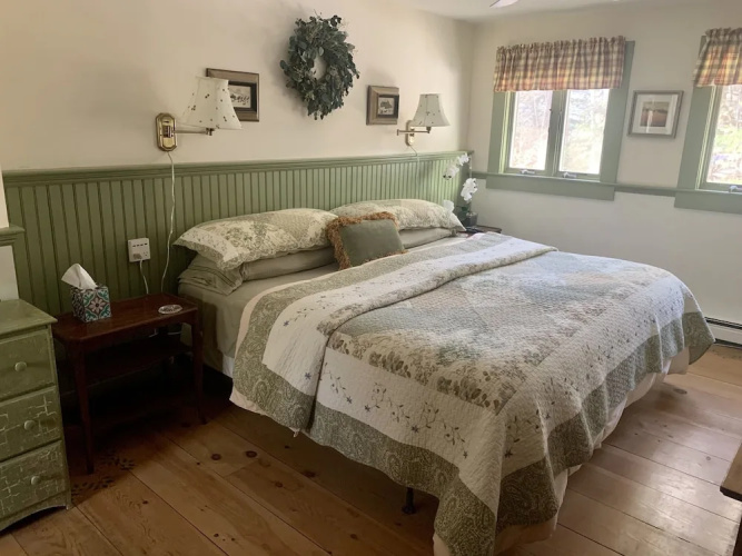 The Buttonwood Inn on Mt. Surprise