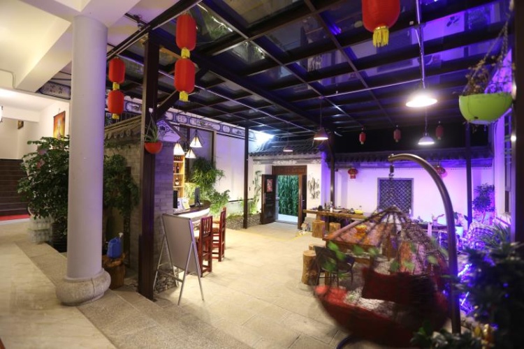 Standard Twin room with balcony