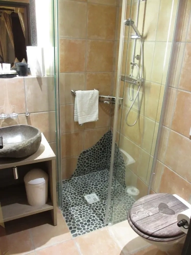 Suite with partial view