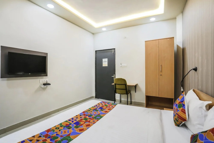 Fabhotel Convivial Sky
