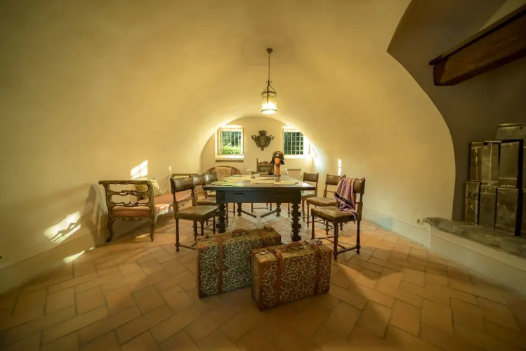 Villa Chiusano Over view