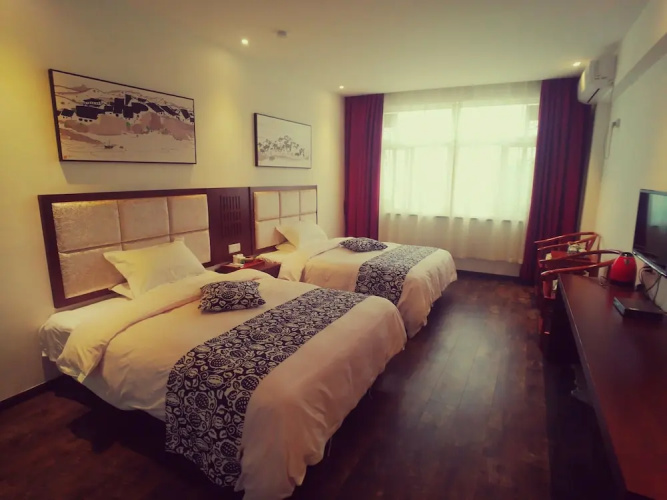 Wuzhen Shingle Hotel