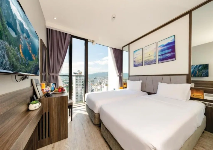 Superior Double room with city view