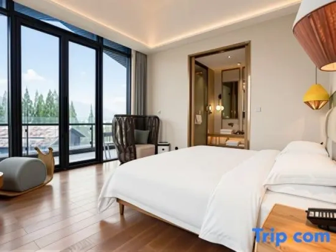Deluxe Double Suite