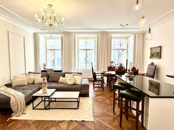 Royal apt. at Wenceslas Square