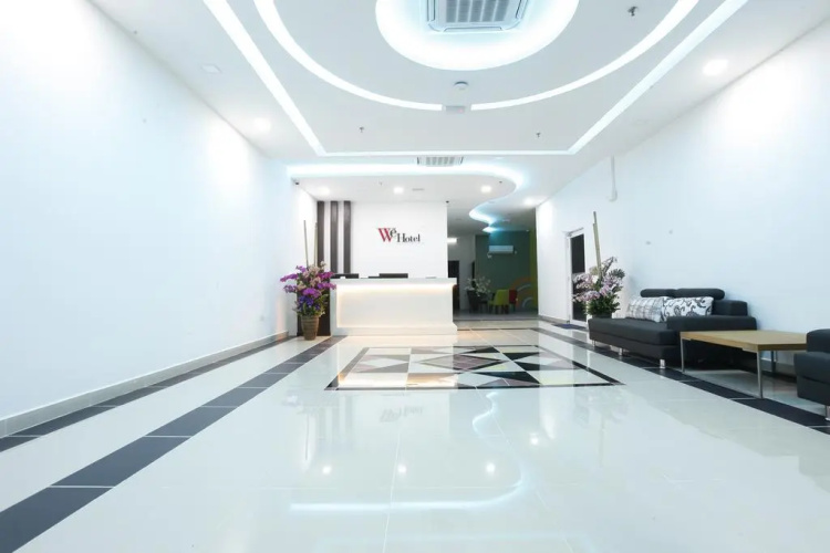 WE Hotel