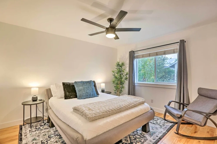 2 Bedrooms Cottage