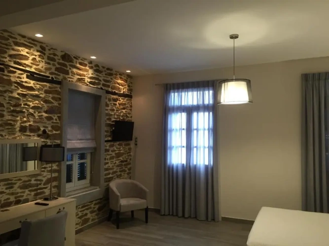 Standard Triple room with balcony