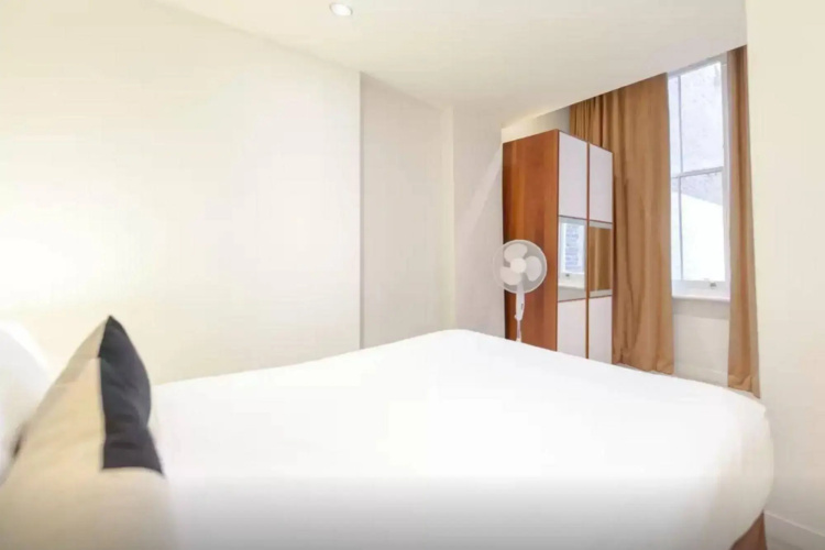 Princes Square Apartments