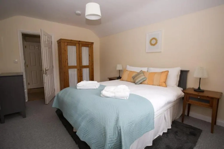 2 Bedrooms Double Apartment